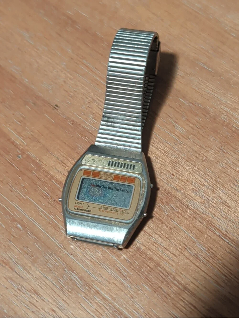 Vintage Gold Tone Nelsonic Alarm Chrono Date Watch For Parts Or Repair